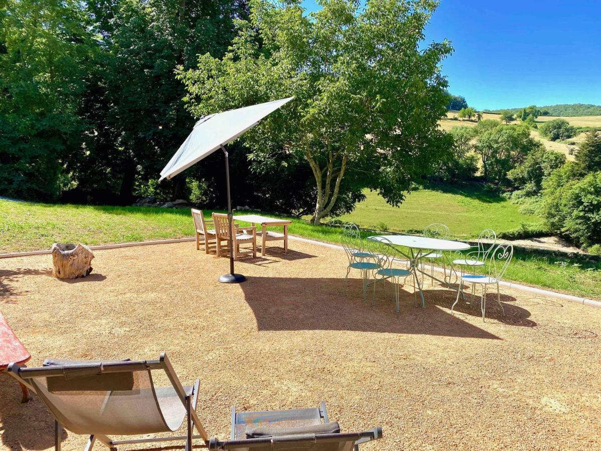Les Hauts De Cluny Exterior photo