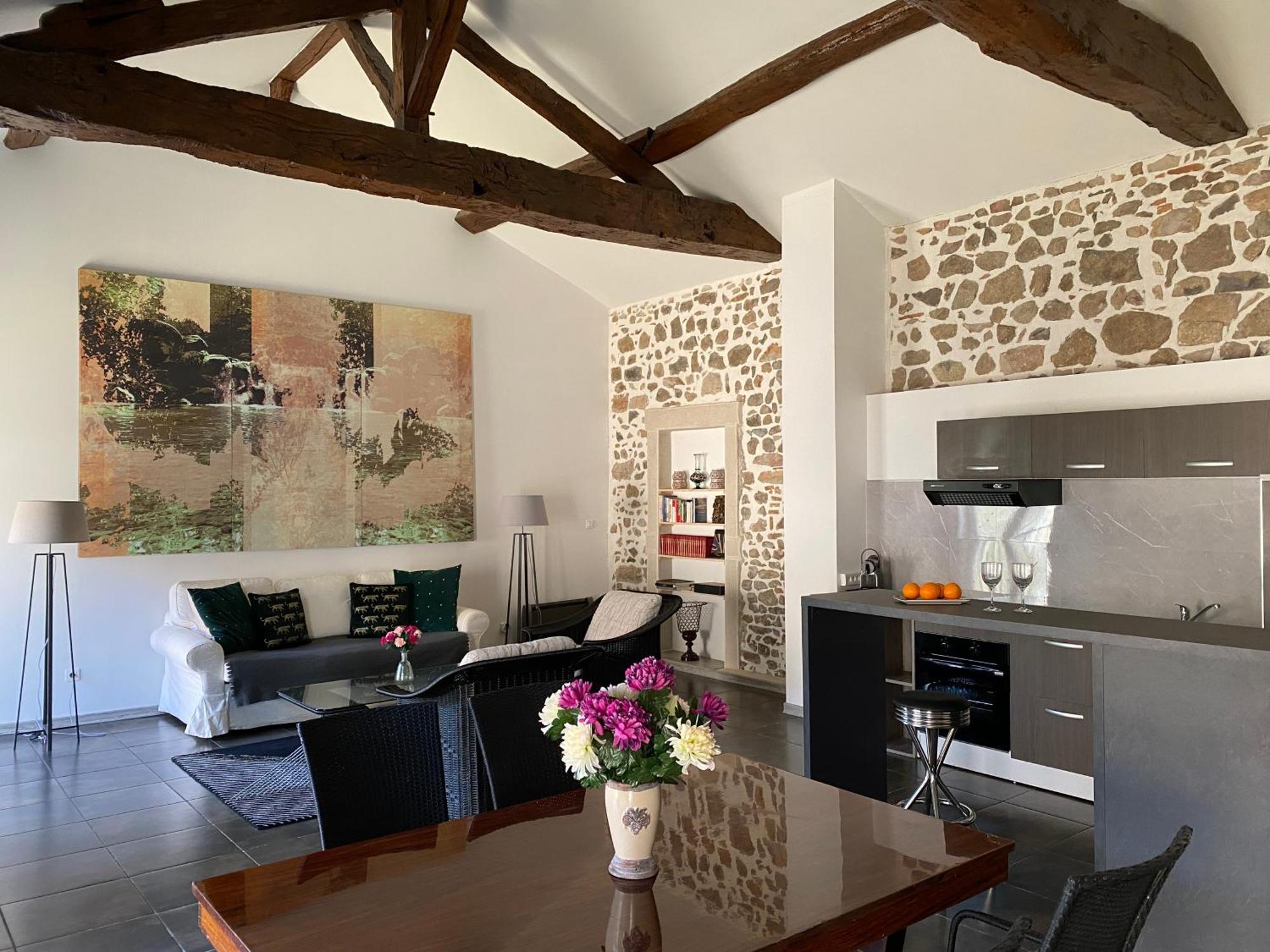 Les Hauts De Cluny Exterior photo